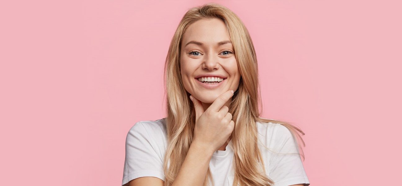 Smiling girl with healthy teeth.