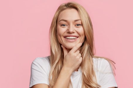 Smiling girl with healthy teeth.